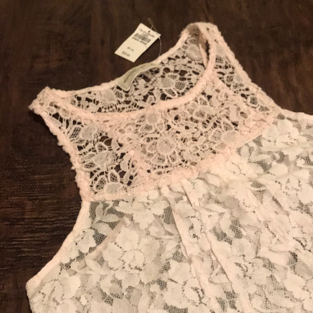NWT A&F White&Blush Lace Tank